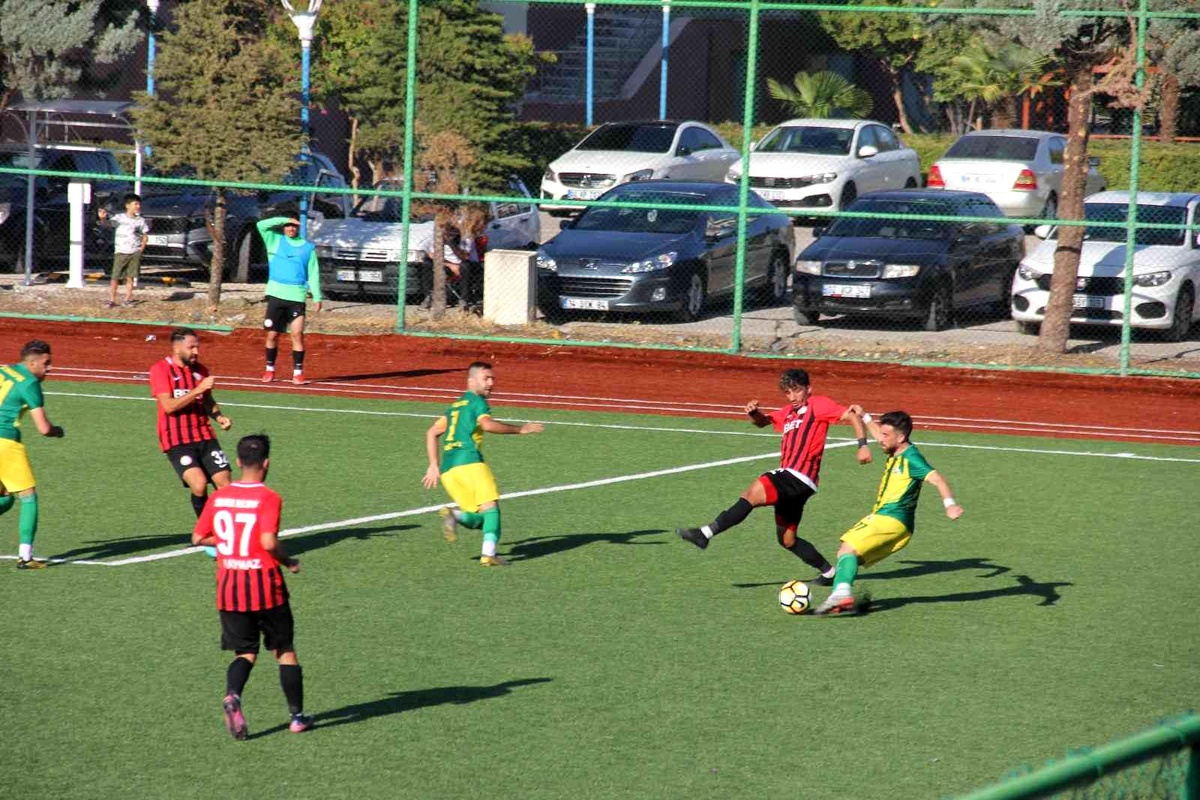 Adıyaman haberi... Adıyaman Spor: 0Siverek Belediye Spor: 0