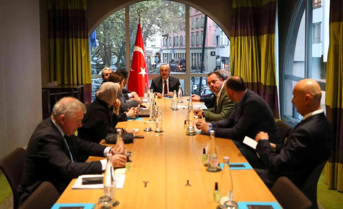 STRAZBURG - Çavuşoğlu, Avrupa Konseyi Parlamenter Meclisi Türk Heyeti üyeleriyle bir araya geldi