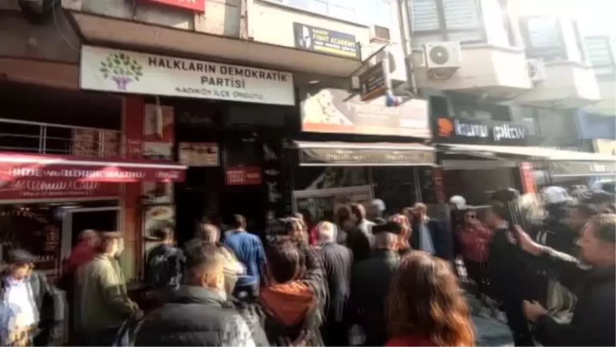 İzinsiz yürüyüş yapmak isteyen 51 kişi gözaltına alındı