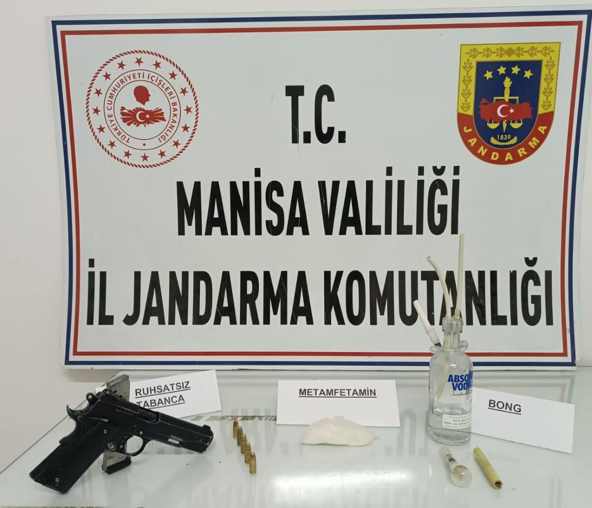 Manisa haberleri | Manisa\'da düzenlenen uyuşturucu operasyonunda 4 şüpheli yakalandı