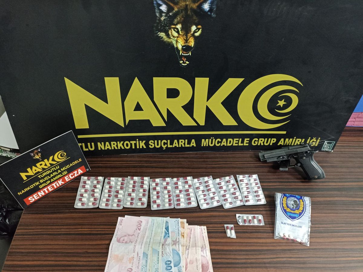 Son dakika haberi: Manisa\'da uyuşturucu operasyonunda 1 kişi tutuklandı