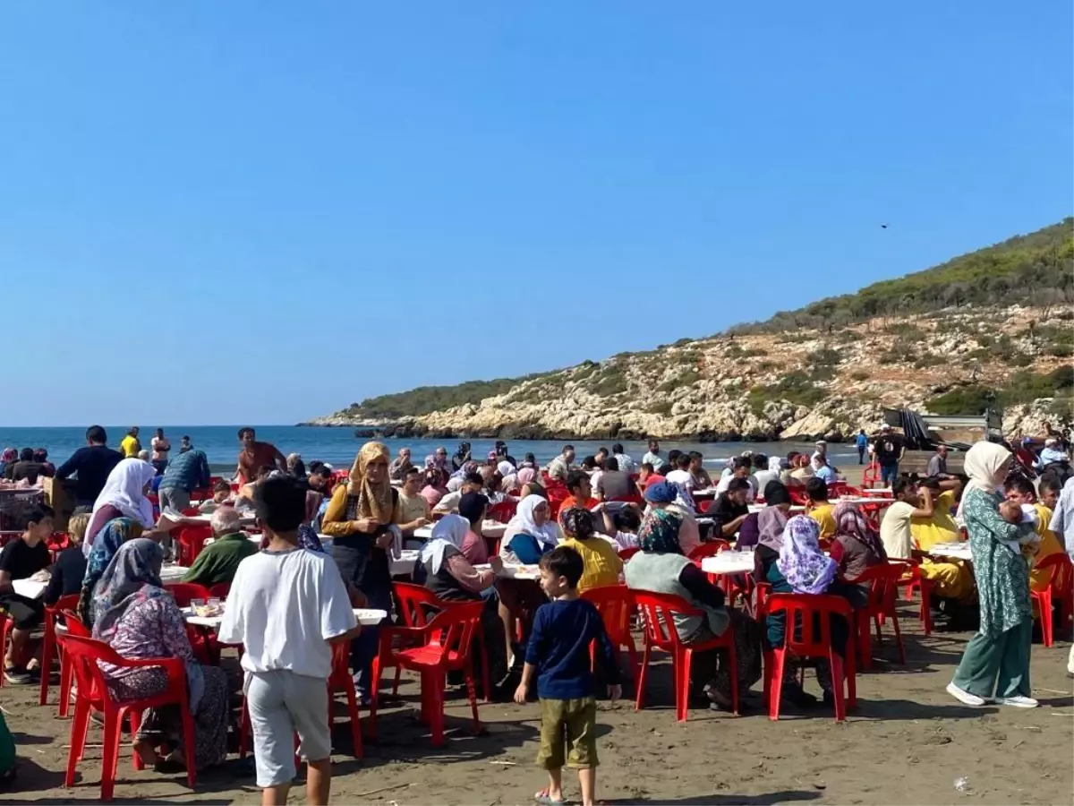 Muğla haber... Muğla\'da imece usulü şükür yemeği geleneği yaşatılıyor