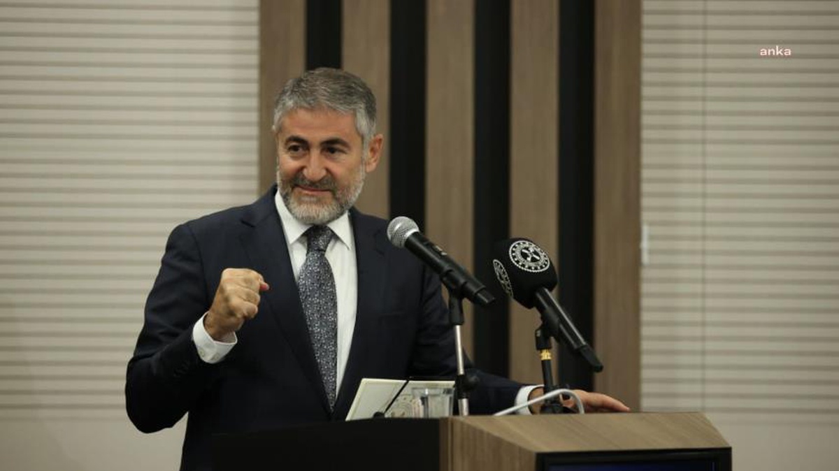 Bakan Nebati: "Dünya ekonomilerinden pozitif yönde ayrışmaya devam ediyoruz"