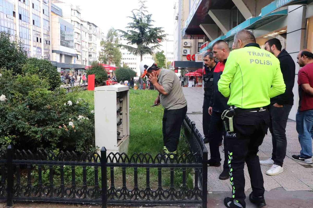 Elektrik panosundan çıkan duman paniğe yol açtı