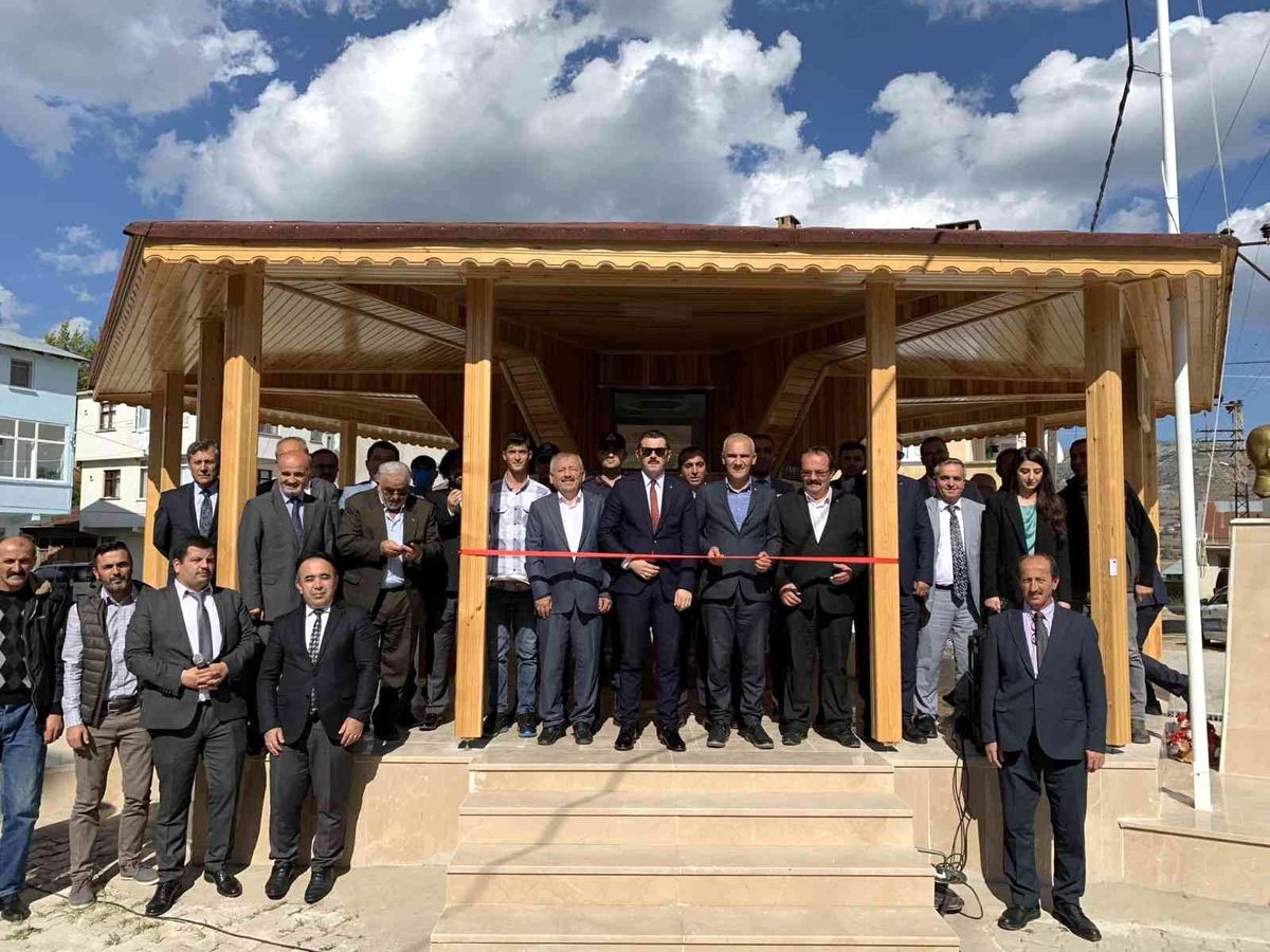 Kastamonu ekonomi haberleri | Kastamonu\'da tefrişatı tamamlanan çeşme hizmete açıldı