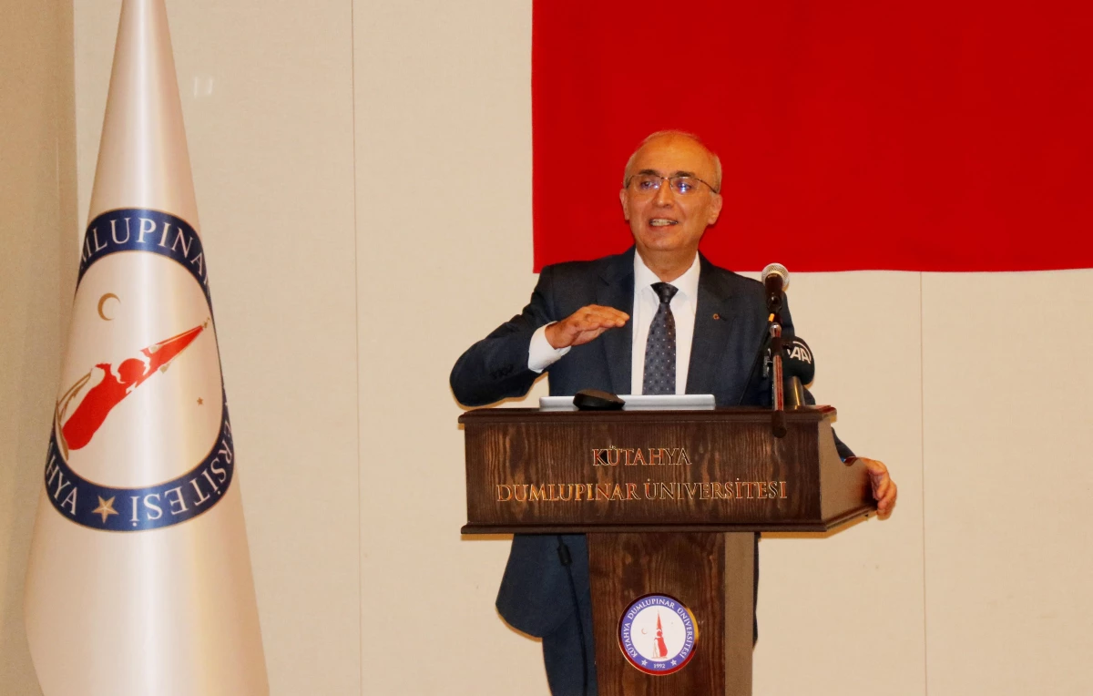 TDK Başkanı Prof. Dr. Gülsevin, "Dünya Dili Türkçe" konferansında konuştu