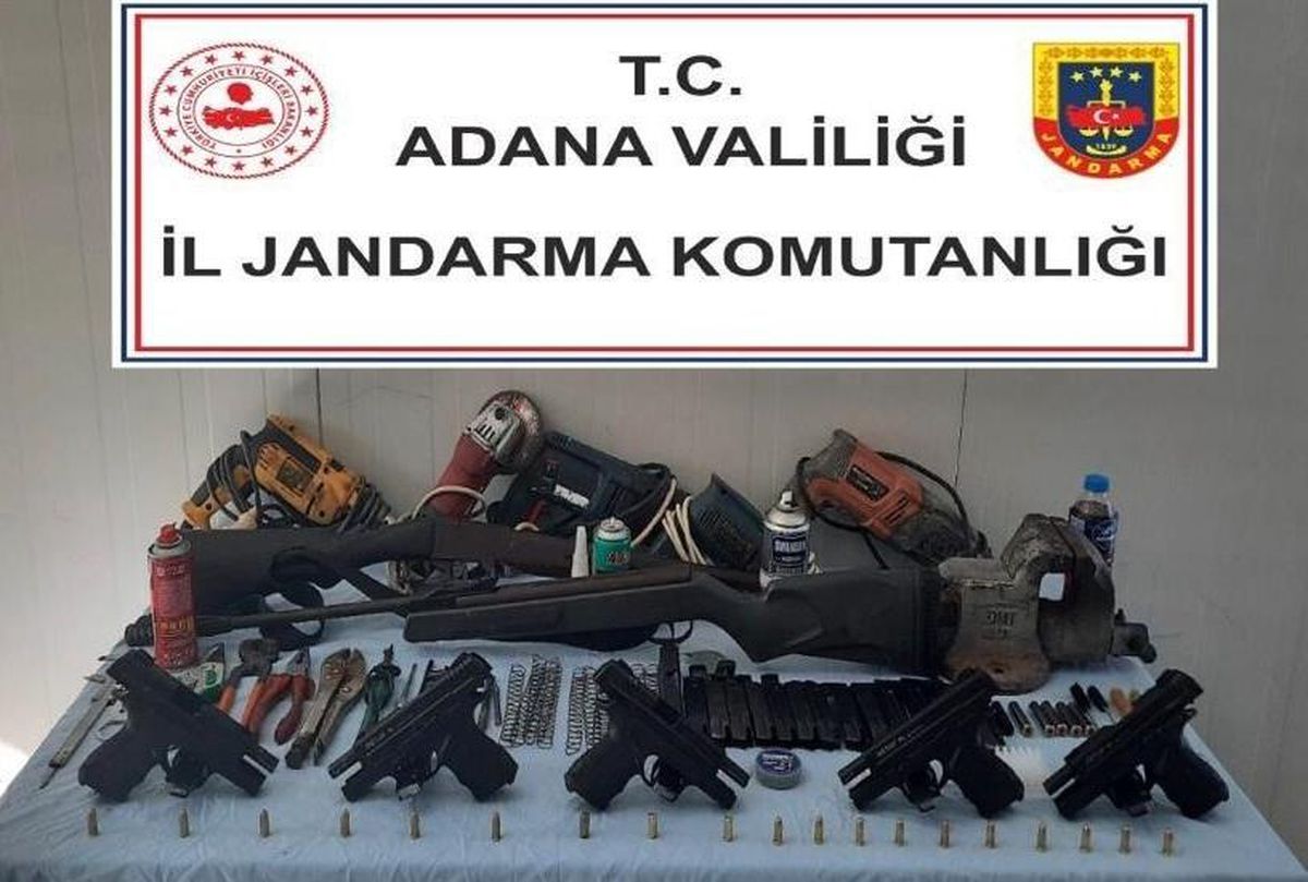Adana haber | Adana\'da ruhsatsız 6 silah ele geçirildi, 2 kişi gözaltına alındı