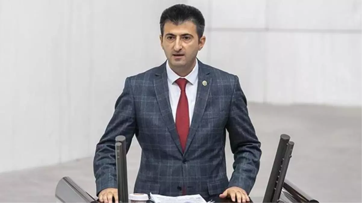 AK Parti\'ye katılan Mehmet Ali Çelebi, gelen tepkilere cevap verdi: Haklı çıkmazsam, siyaseti bırakacağıma söz veriyorum