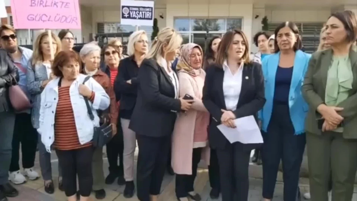 Aysu Bankoğlu: "Kadınlar Sadece Yaşamak İçin Bile Mücadele Vermek Zorundalar"