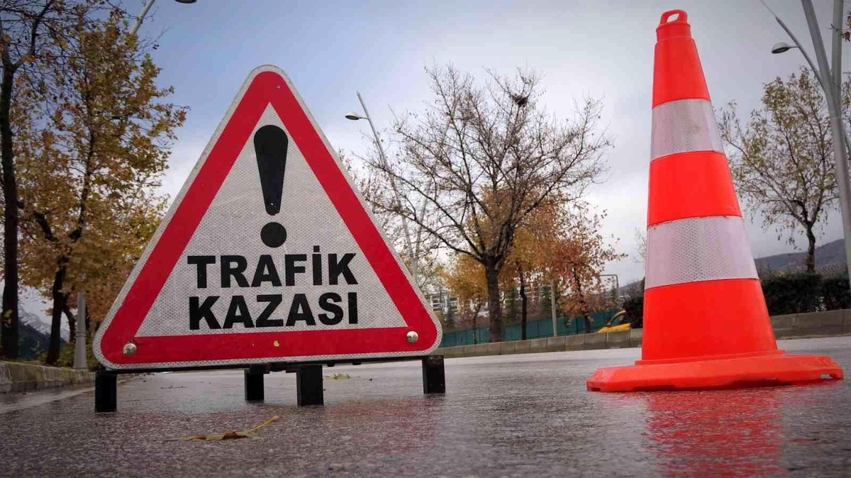 Son dakika haberi... Elazığ\'da 2 farklı trafik kazası: 2 yaralı