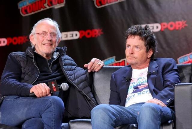 Gelece Dönüş filminin iki efsanesi 37 yıl sonra bir arada! Son hali, hayranlarını yıktı