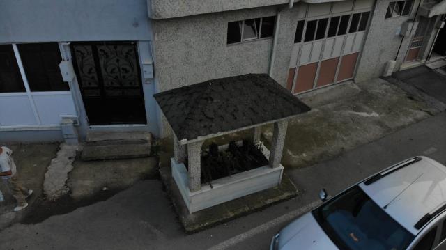 Gizemli mezar köyü ikiye böldü! O mezar aşkından ölen kıza mı ait? Gizemli mezar köyü ikiye böldü! O mezar aşkından ölen kıza mı ait?
