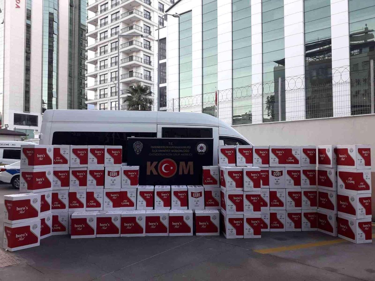 Hatay haber... Hatay\'da 900 bin adet kaçak makaron ele geçirildi