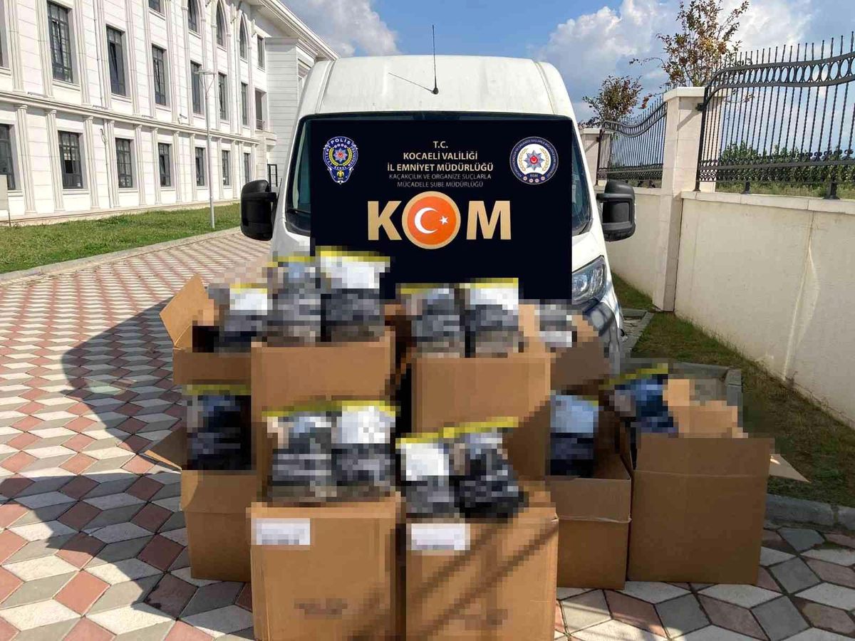 Kocaeli haberleri | Kocaeli\'de 53 bin 740 makaron ele geçirildi