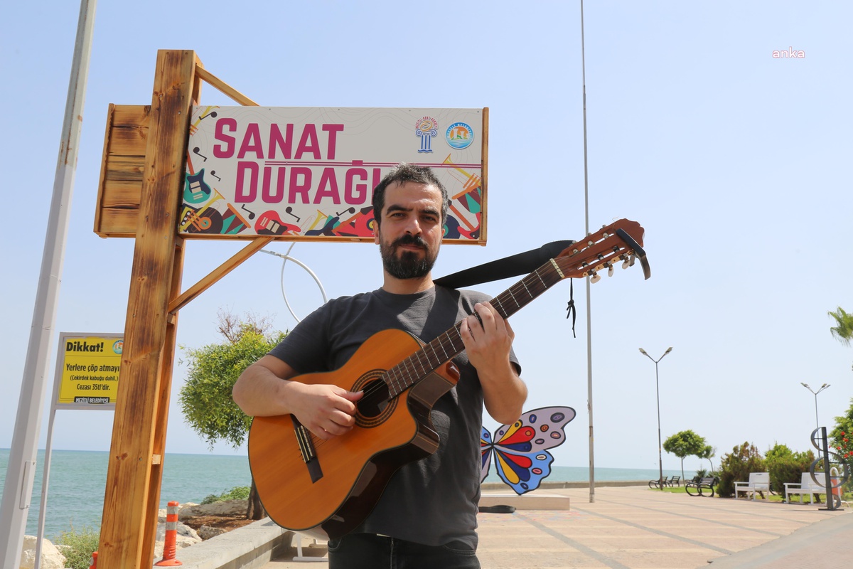 Mersin haberi! Mezitli\'de Vatandaşlar Sanat ile Buluşuyor.
