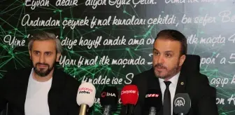 Sakaryaspor, teknik direktör Serkan Özbalta ile anlaşma imzaladı
