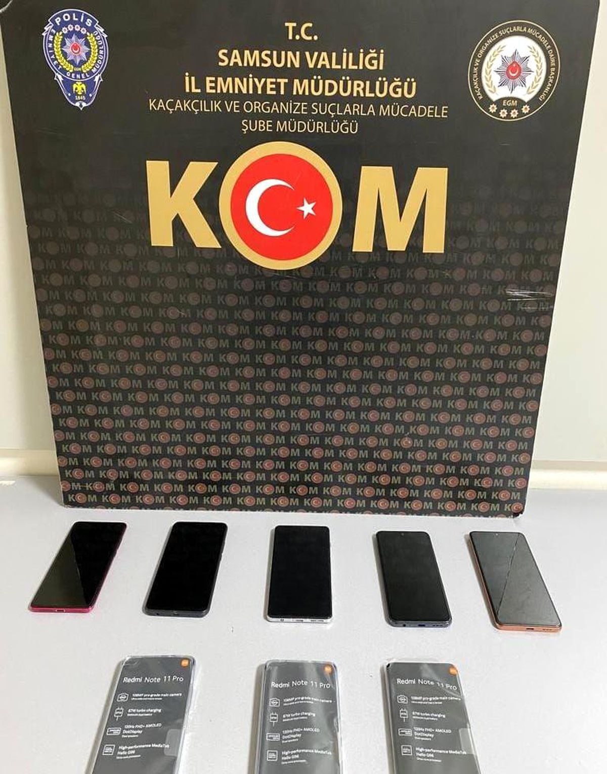 Samsun haberleri: Samsun\'da kaçak cep telefonu ele geçirildi