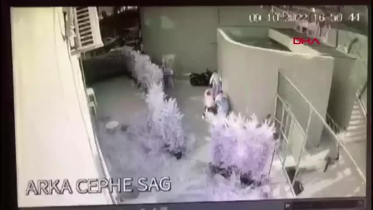 SPOR İstanbul\'da taraftar otobüsüne silahlı saldırı