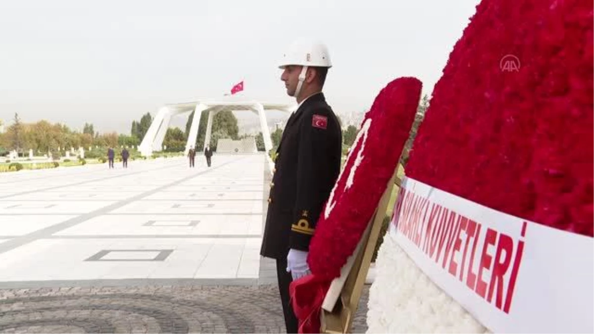 6. Cumhurbaşkanı Korutürk mezarı başında anıldı