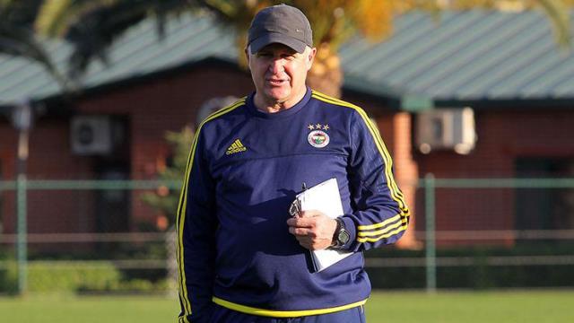 Acun Ilıcalı yine Fenerbahçe'nin kapısını çaldı ama bu kez hedefinde Şenol Çorlu var Acun Ilıcalı yine Fenerbahçe'nin kapısını çaldı ama bu kez hedefinde Şenol Çorlu var