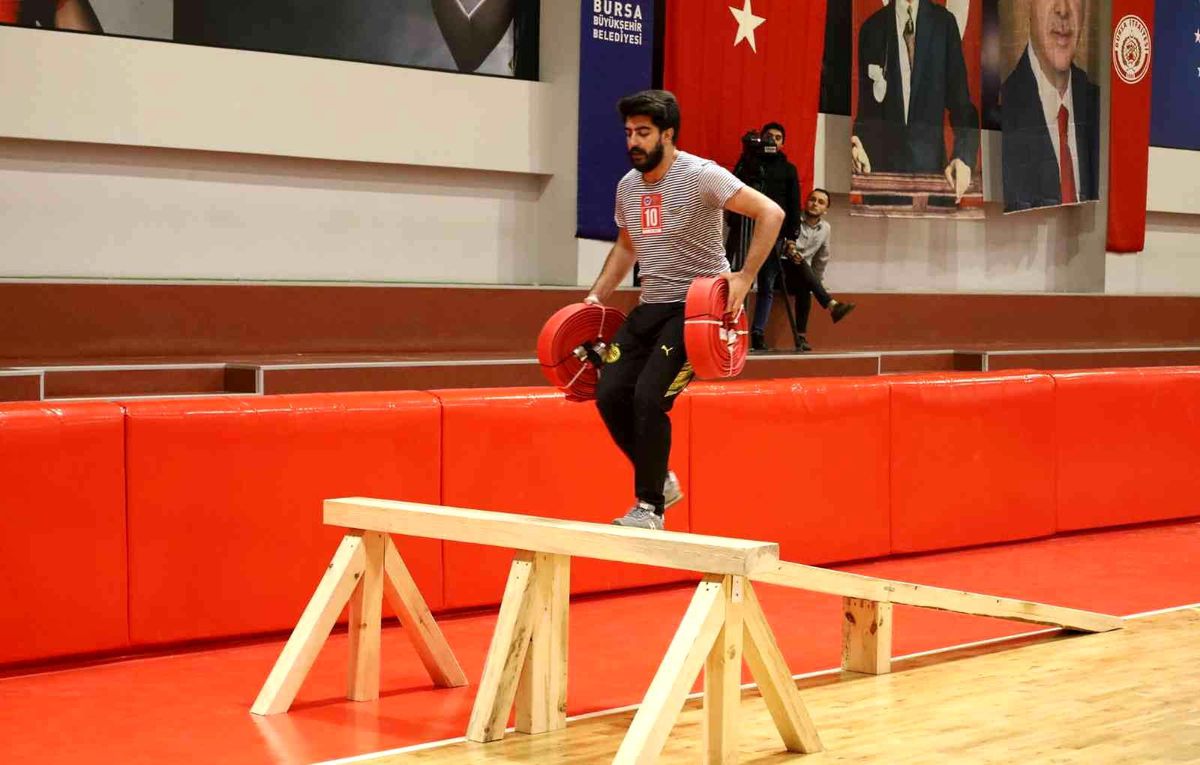 Alev savaşçısı olmak için ter döktüler