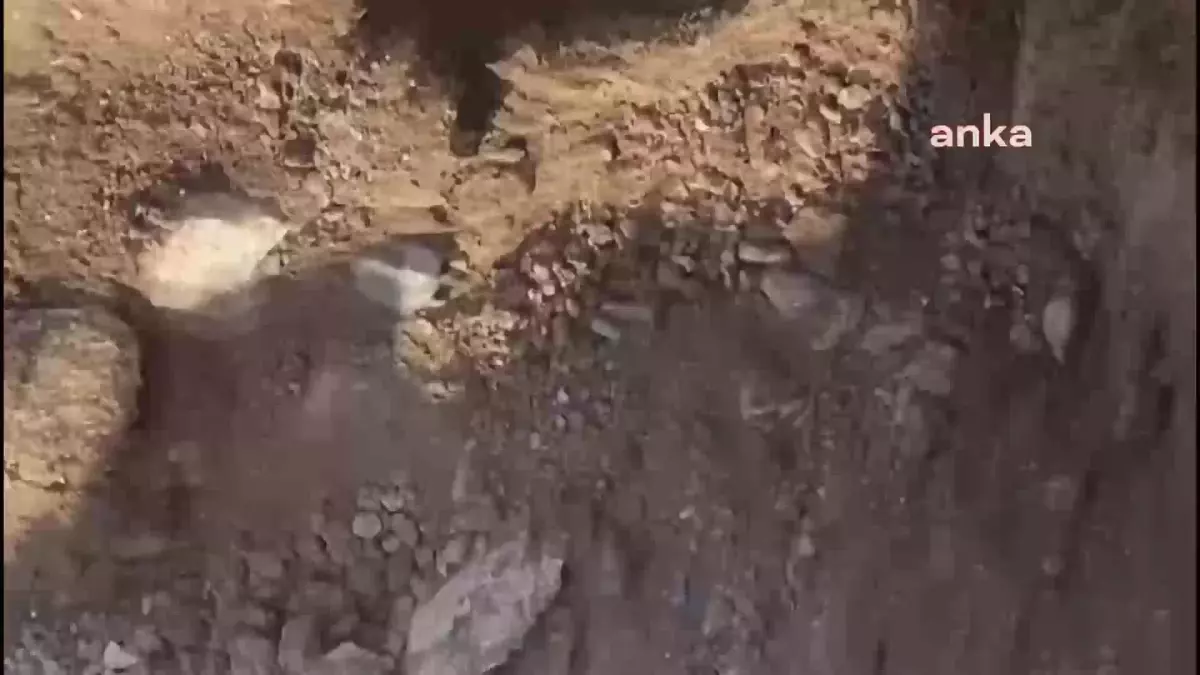 Balıkesir haberleri | Burhaniye\'de Sağlık Merkezi İnşaatının Temeli Kazılırken İnsan Kemikleri Bulundu, İnşaat Durduruldu