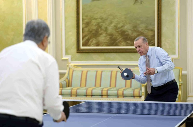 Cumhurbaşkanı Erdoğan, Tokayev ile masa tenisi oynadı Cumhurbaşkanı Erdoğan, Tokayev ile masa tenisi oynadı
