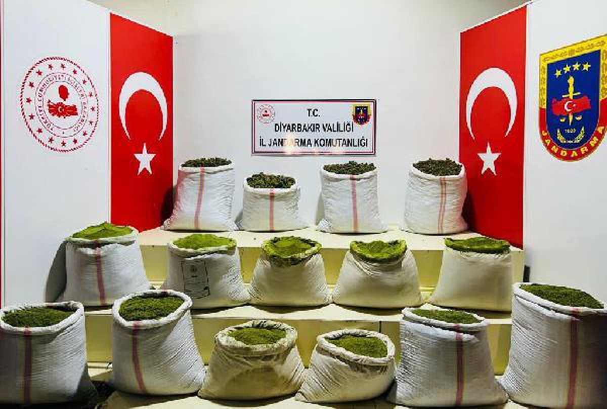 Diyarbakır gündem haberleri | İçişleri: Diyarbakır kırsalında EYP düzeneği ve uyuşturucu ele geçirildi