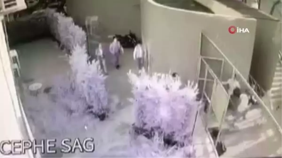 Son dakika haber | İstanbul\'da taraftar otobüsüne silahla saldıran şüpheli tutuklandı