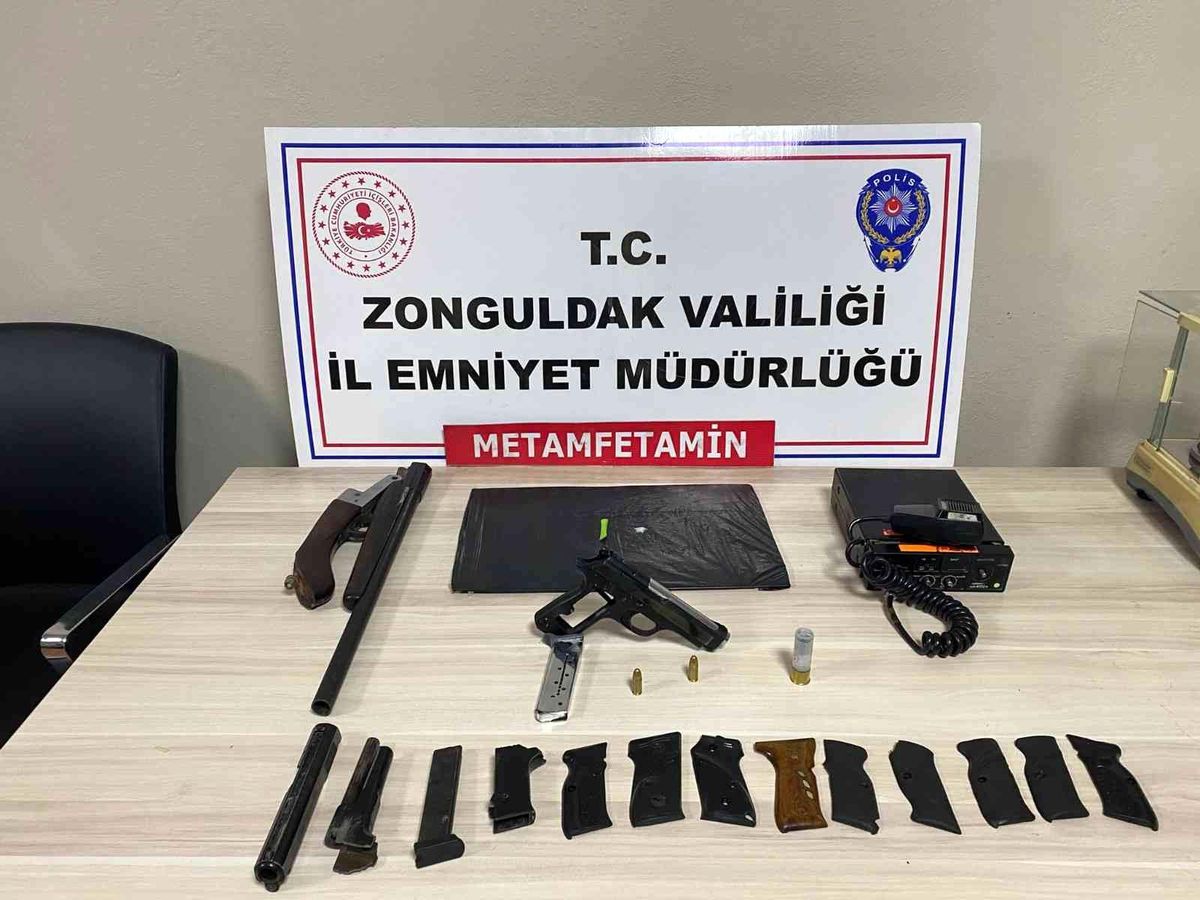 Son Dakika | Kdz. Ereğli\'de uyuşturucu operasyonu: 3 gözaltı