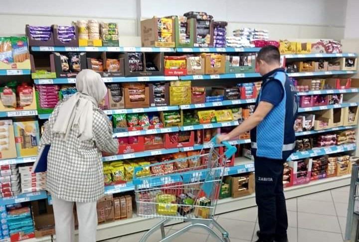 Rafta farklı, kasada farklı fiyata ceza