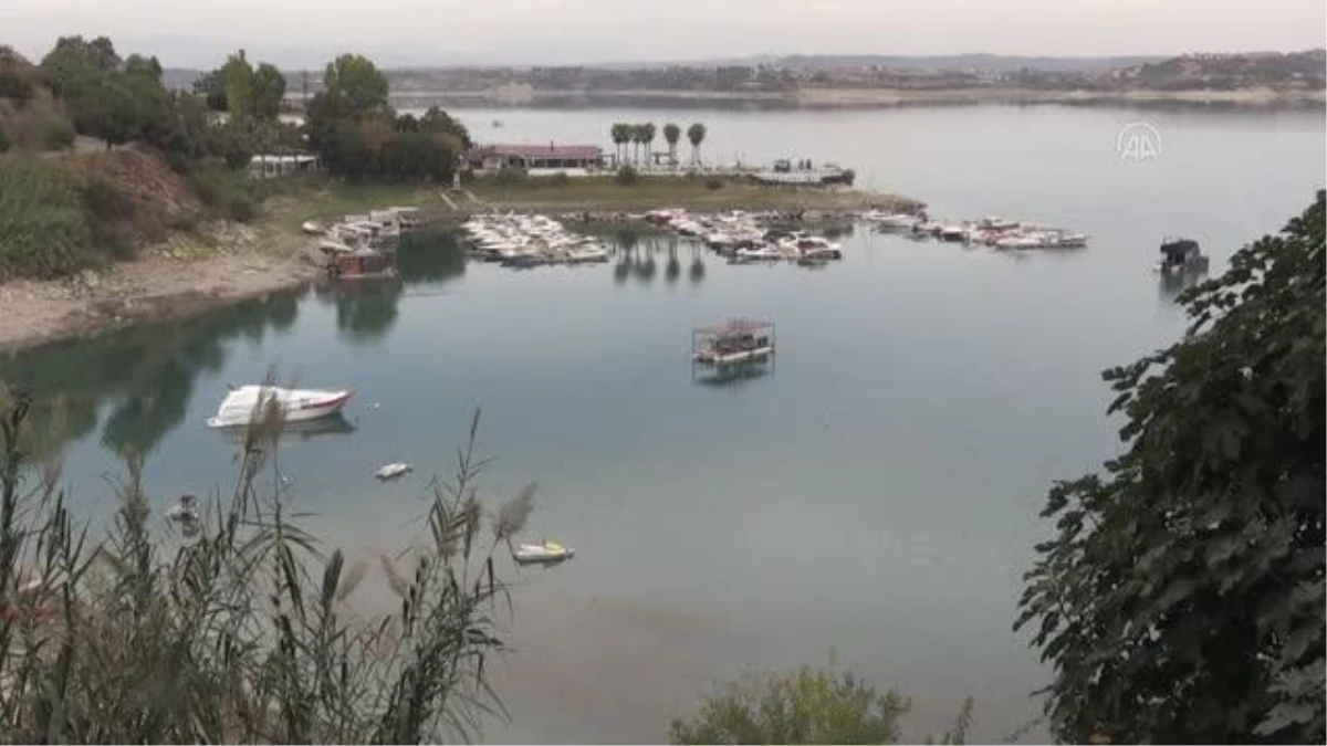 Adana gündem haberi | Seyhan Baraj Gölü\'ndeki kaçak yapılar kıyıya çekiliyor
