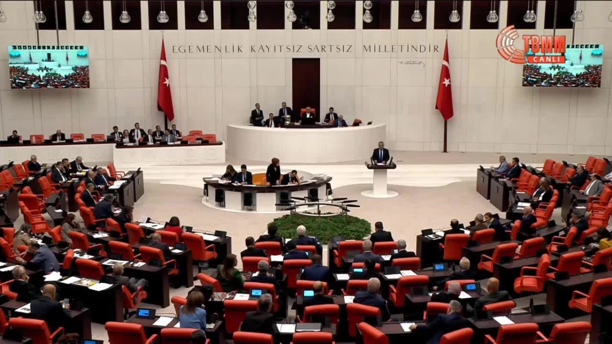 Son dakika gündem: Sezgin Tanrıkulu: Sizin Cumhurbaşkanı\'nızın Adı, Her Gün Adliyelerde Mübaşirler Tarafından Çığırılıyor