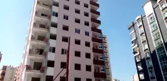 Asansör boşluğuna düşen işçi hayatını kaybetti