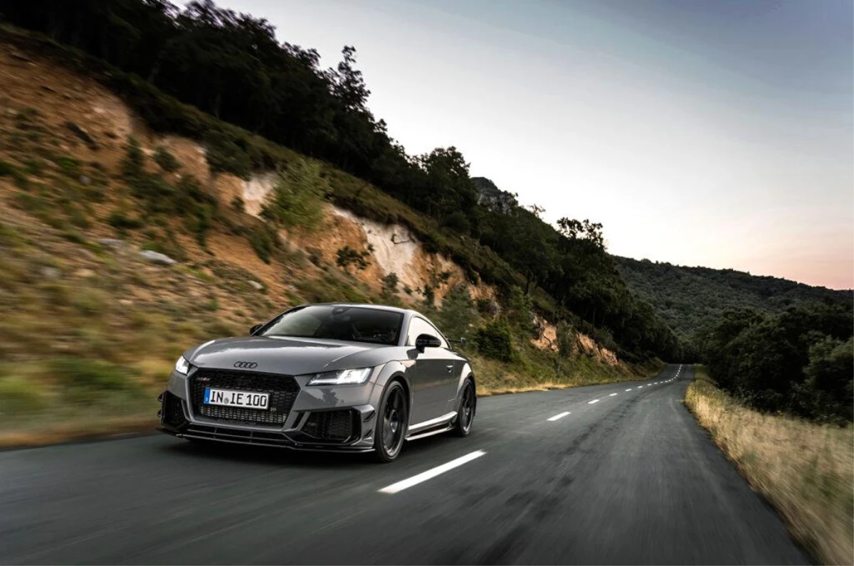 Audi\'den TT\'ye saygı: TT RS Coupe Iconic Edition2