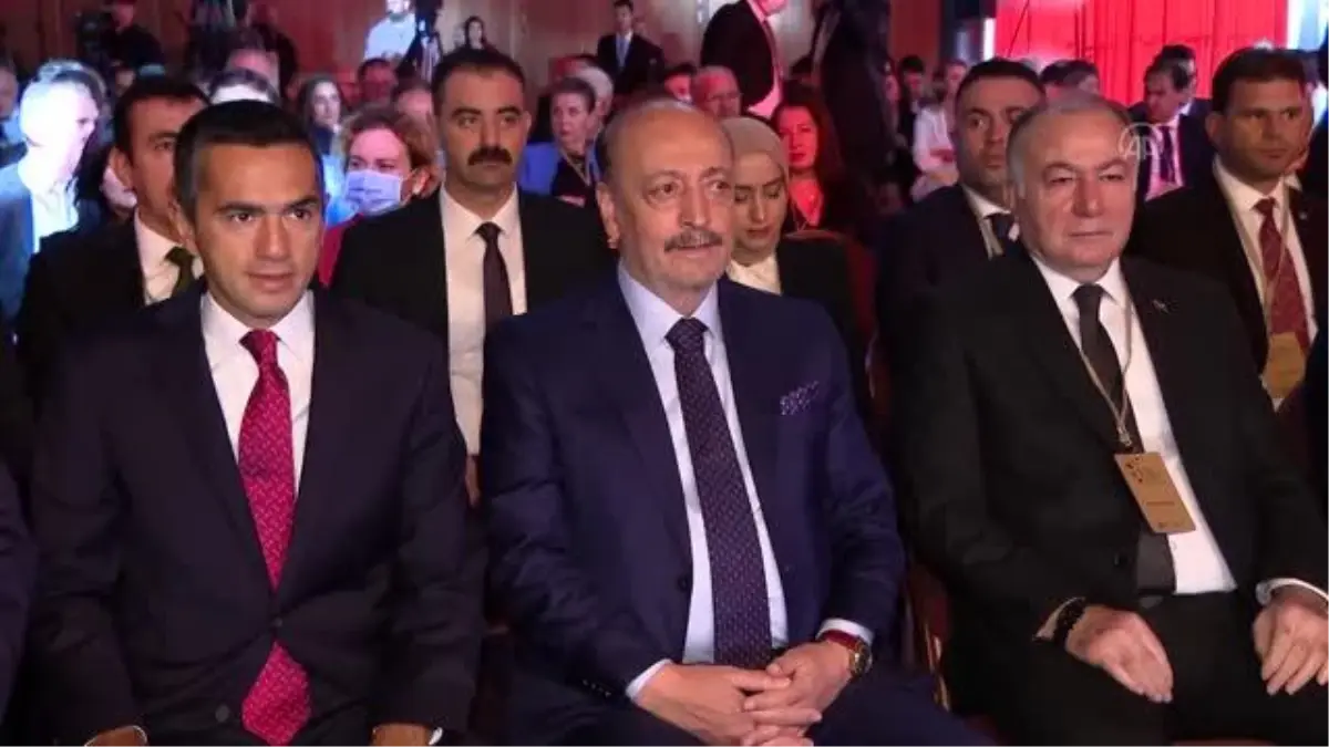 Bakan Bilgin: 'Asgari Ücret Tespit Komisyonu aralık ayında yeniden toplanacak, enflasyonun emekçiler üzerindeki tahribatını ortadan kaldıracak bir...