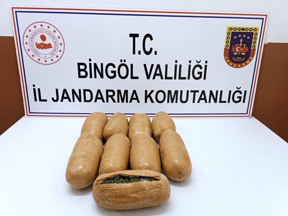 Bingöl haber! Bingöl\'de 4 kilo 485 gram esrar ele geçirildi: 1 gözaltı