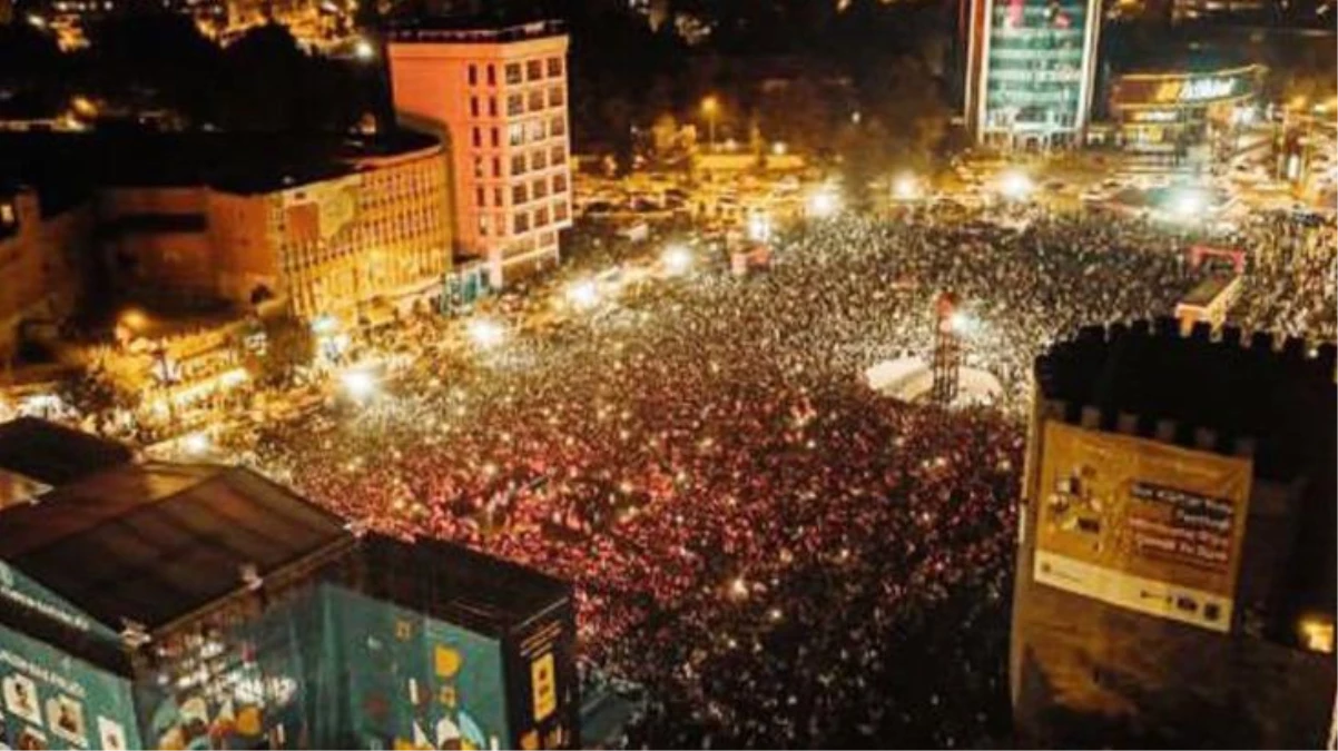 Zeynep Bastık, Diyarbakır\'ı salladı! Konserine 70 bin kişi akın etti