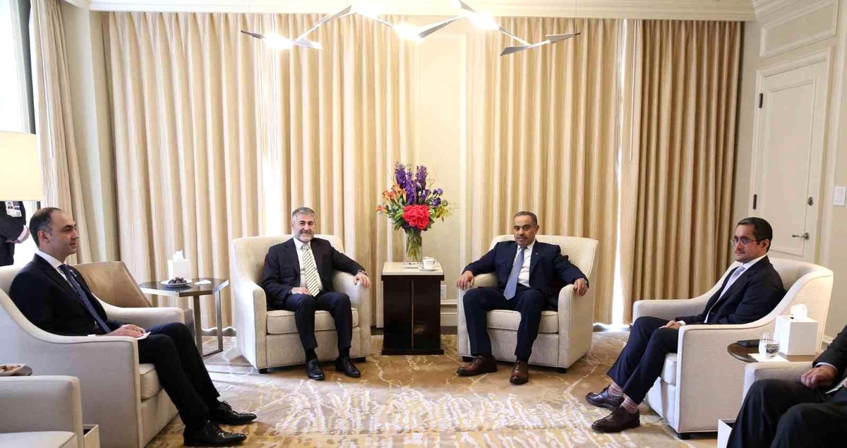 Hazine ve Maliye Bakanı Nebati, Katar Maliye Bakanı Al-Kuwari ile görüştü Açıklaması