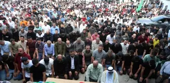 Son dakika haber: İsrail güçlerince öldürülen Filistinli genç son yolculuğuna uğurlandı