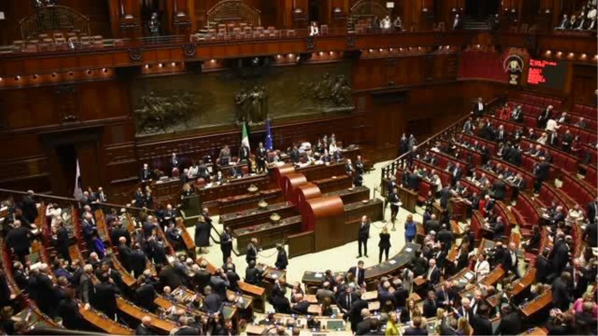 İtalya Cumhuriyet Senatosu\'nda başkanlık seçimi yapıldı