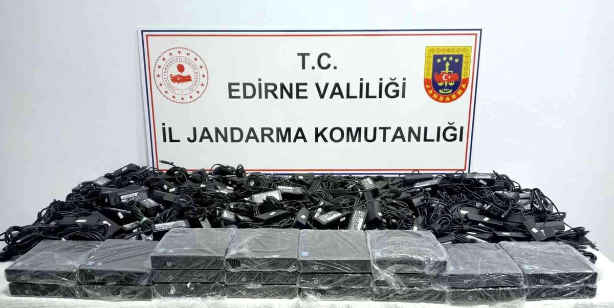 Kapıkule\'de bilgisayar parçaları ele geçirildi