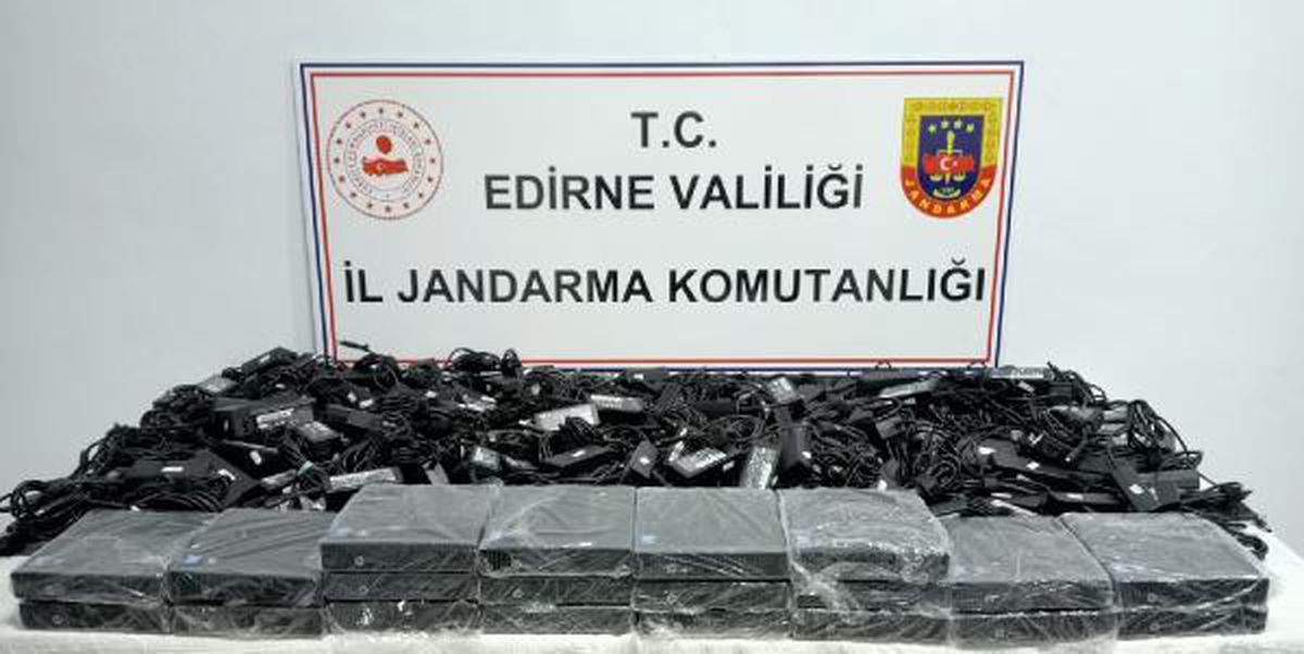Kapıkule\'de kaçak 200 bilgisayar adaptörü ele geçirildi