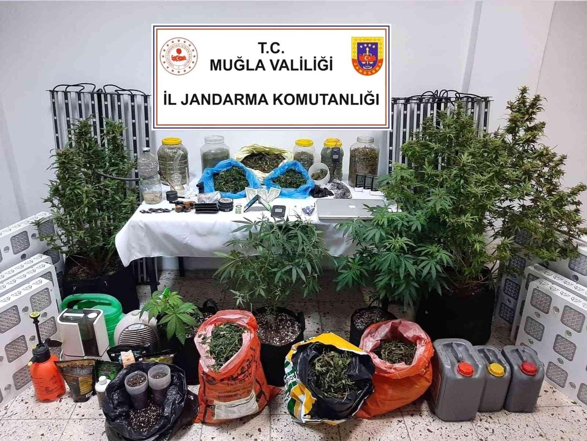 Muğla 3. sayfa haberi | Muğla\'da uyuşturucu operasyonu