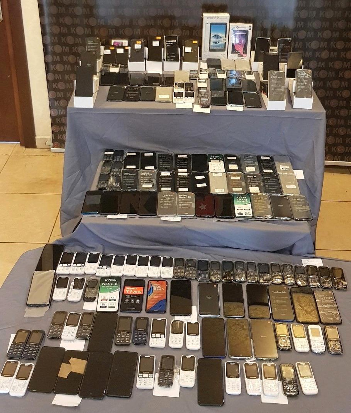 Osmaniye haberi | Osmaniye\'de 264 adet gümrük kaçağı cep telefonu ele geçirildi