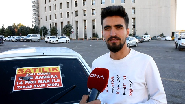 Son model iPhone ile aracını takas etti: Telefonu alacak gücüm yoktu Son model iPhone ile aracını takas etti: Telefonu alacak gücüm yoktu