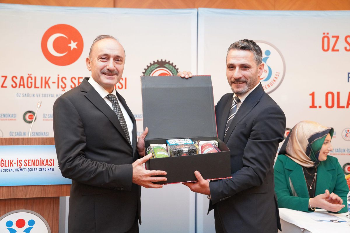 Öz Sağlık-İş Sendikası Genel Başkanı Devlet Sert, çalışma hayatındaki gelişmeleri değerlendirdi Açıklaması
