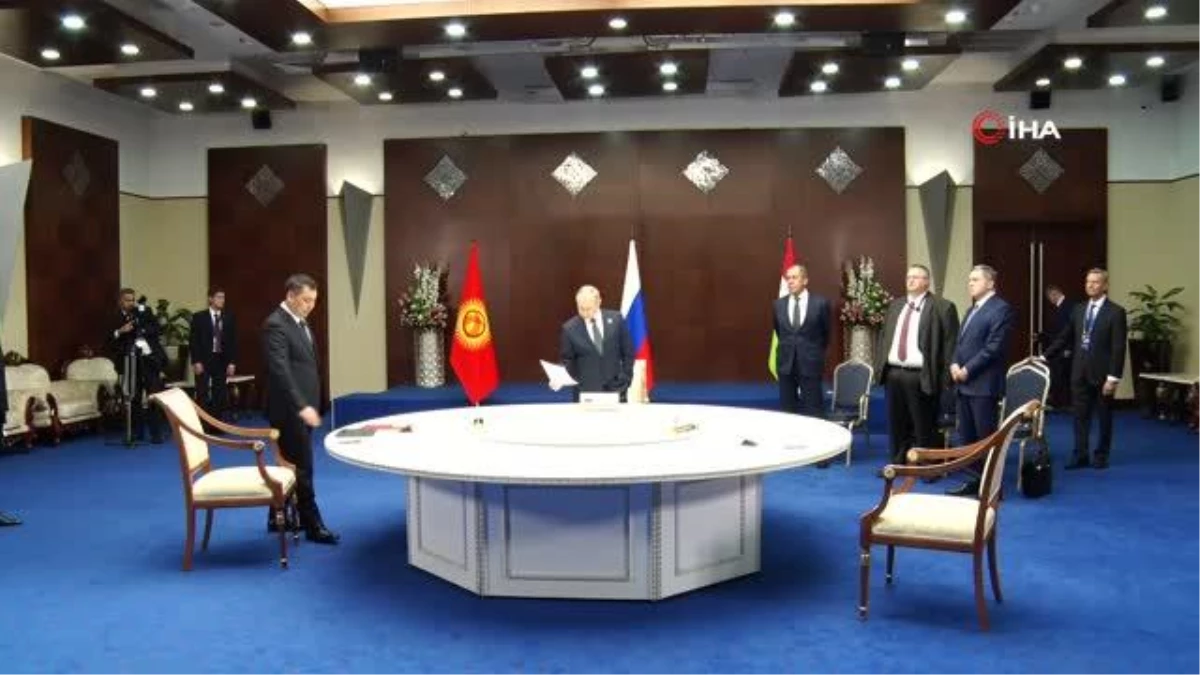 Putin: "Uluslararası örgütler çerçevesinde yakın işbirliği içerisindeyiz"Kırgızistan, Rusya ve Tacikistan liderleri bir araya geldi