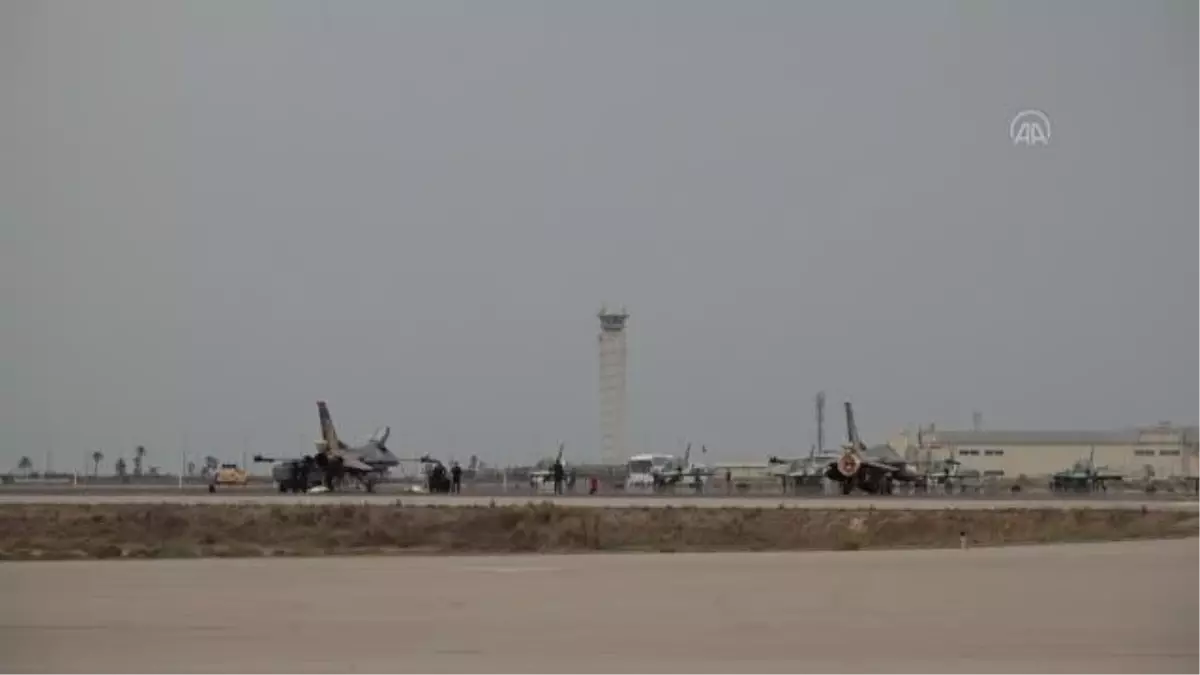 SOLOTÜRK gösteri uçuşu yaptı