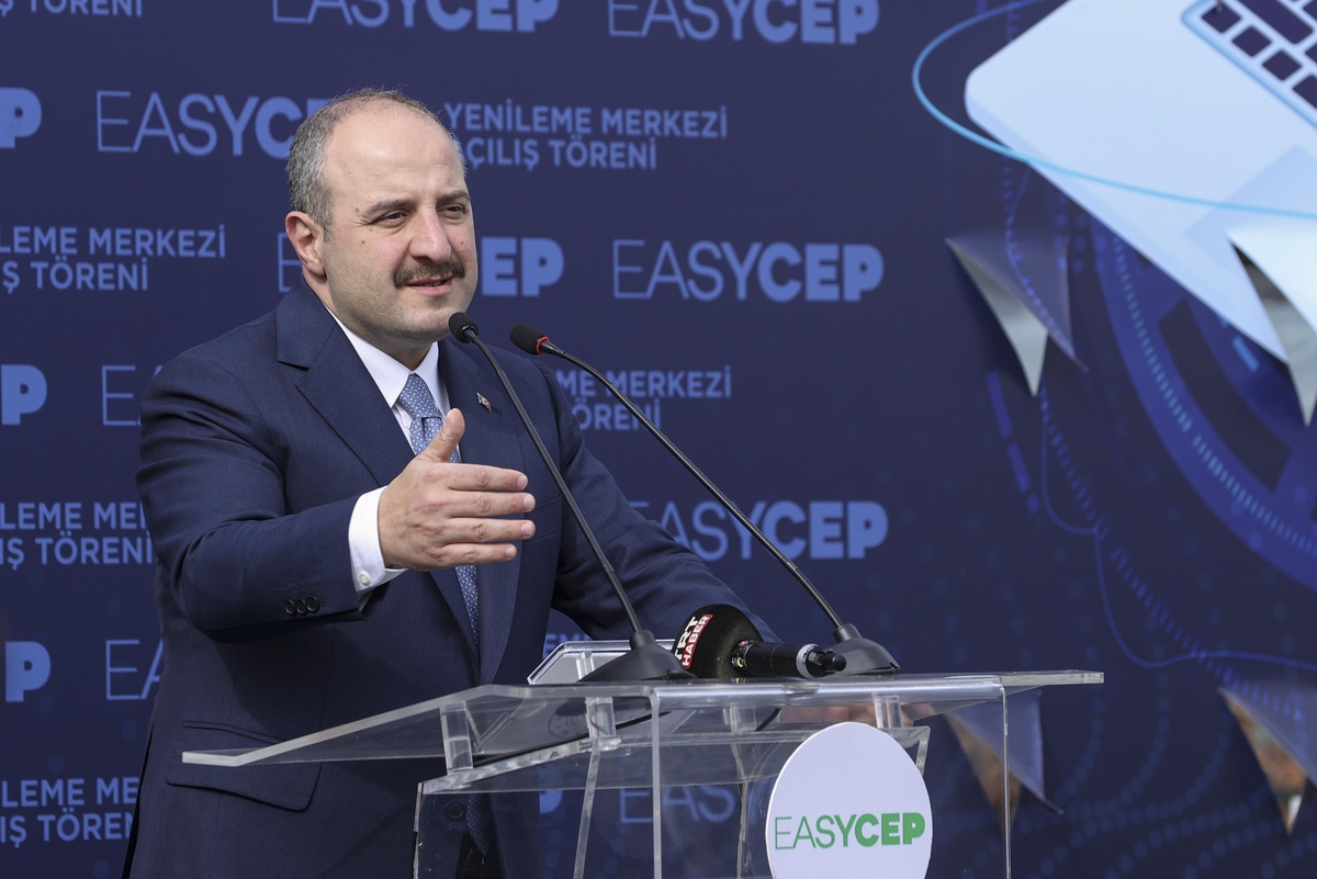 Bakan Varank\'tan CHP\'ye girişim fonu tepkisi Açıklaması